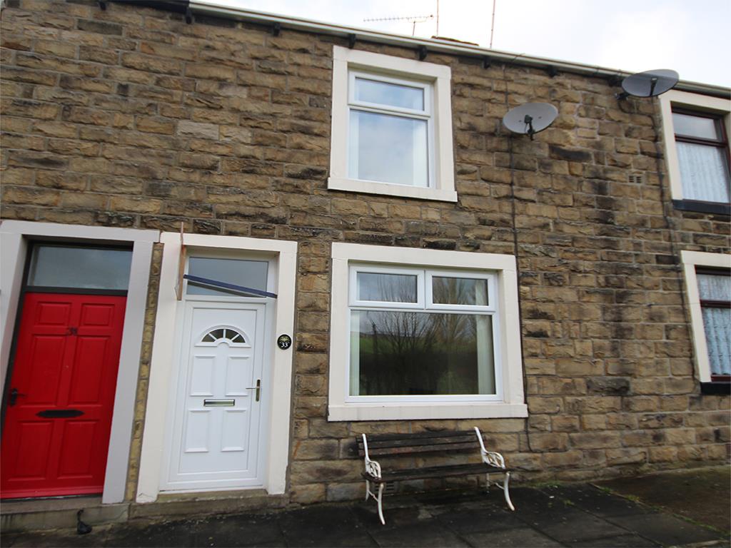 2 bedroom terraced house To Let in Earby - Main Image